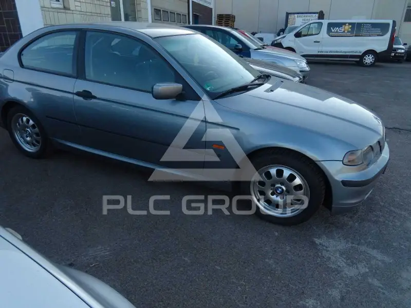 2003 BMW 318