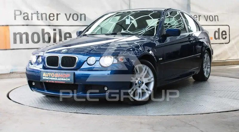 2003 BMW 318