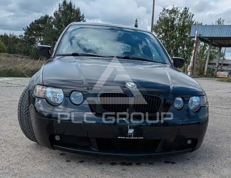2003 BMW 318