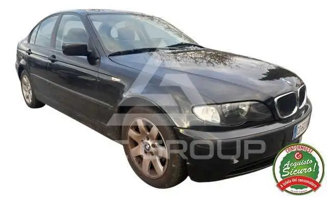2003 BMW 318