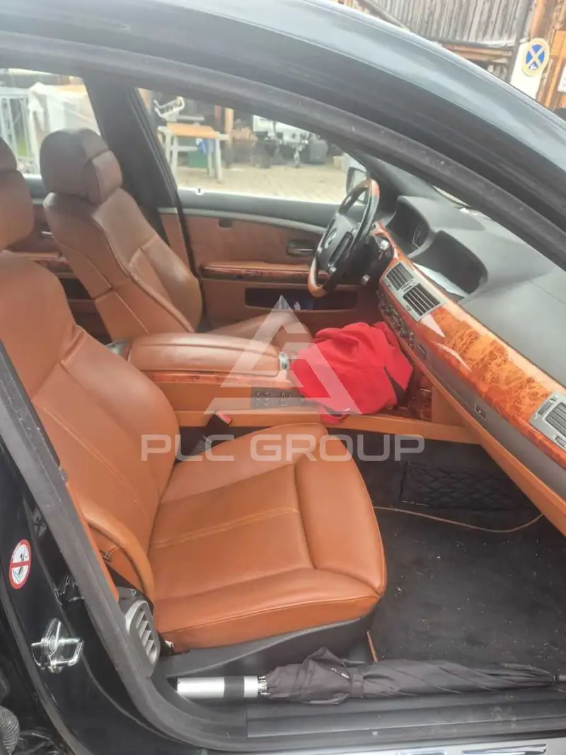 2003 BMW 745