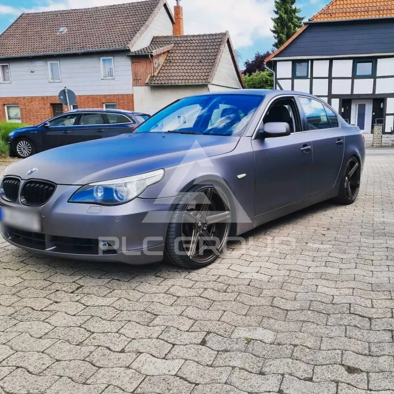 2003 BMW 545