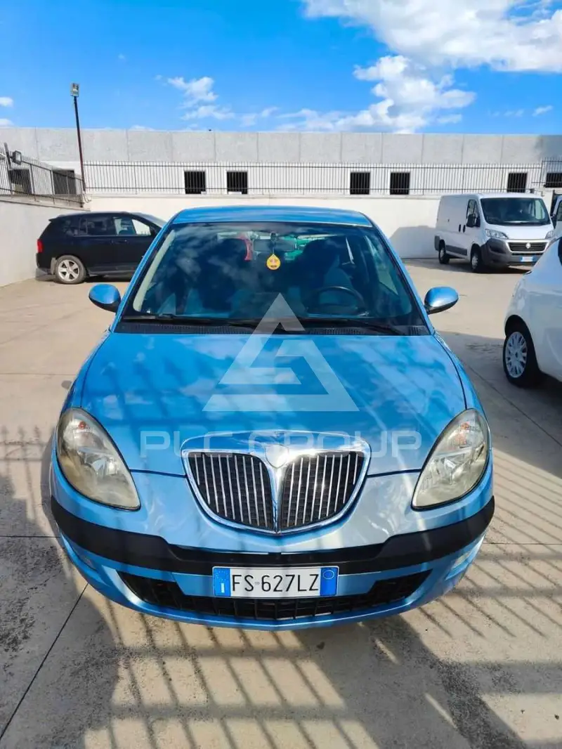 2003 Lancia YPSILON