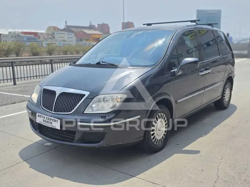 2003 Lancia Phedra