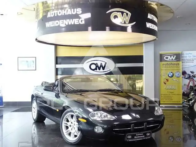 2003 Jaguar XK8