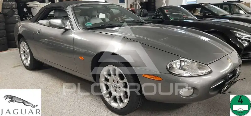 2003 Jaguar XK8