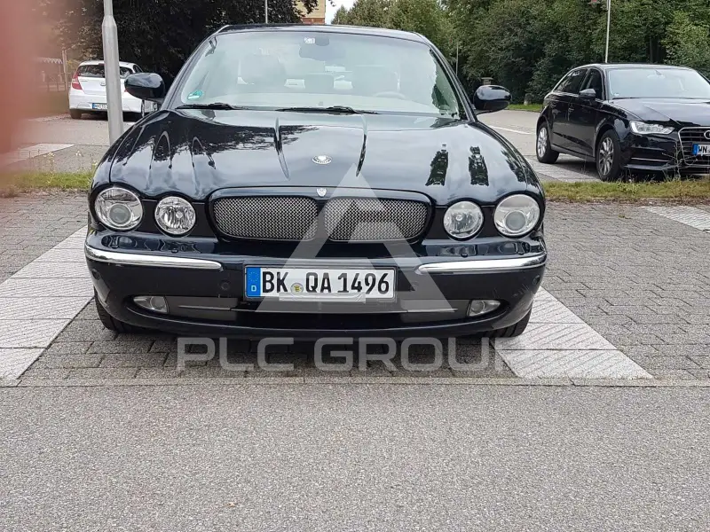 2003 Jaguar XJR