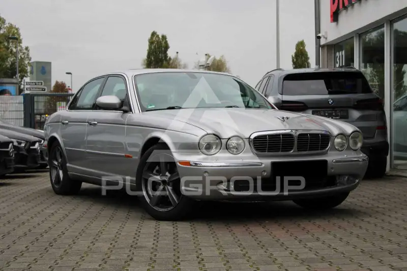 2003 Jaguar XJ