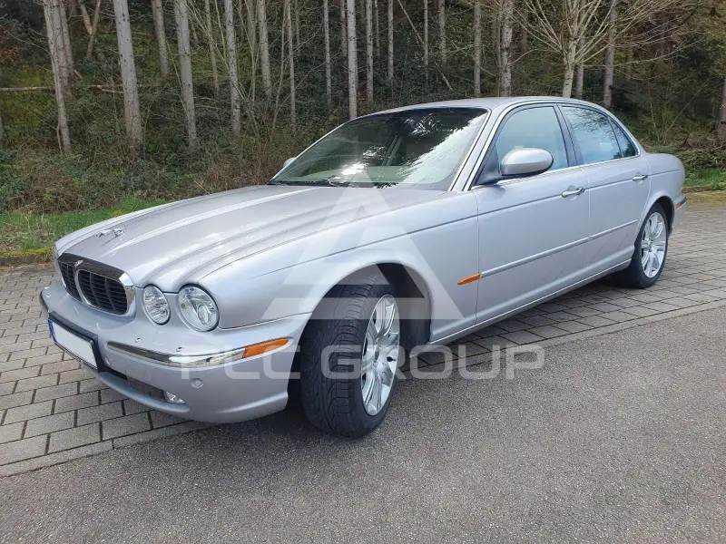 2003 Jaguar XJ