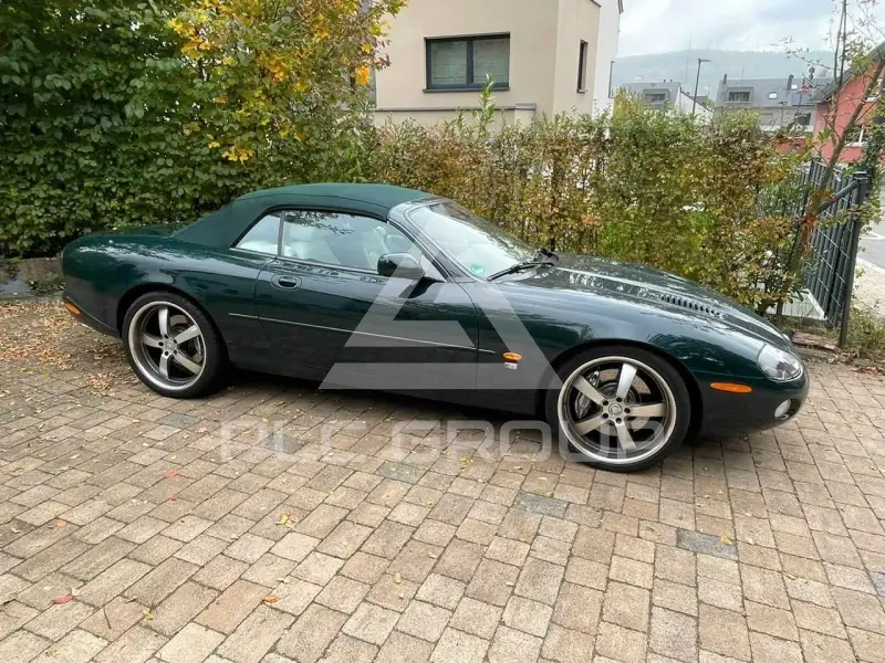 2003 Jaguar XKR