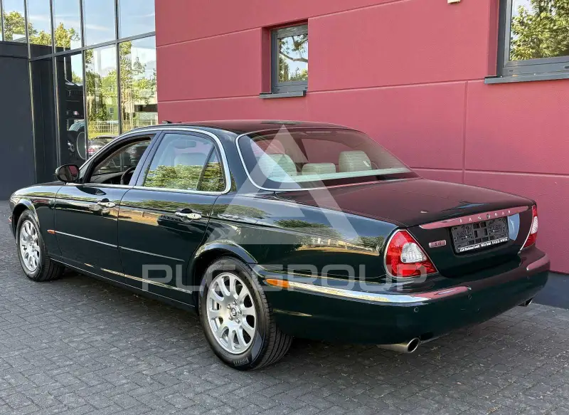 2003 Jaguar XJ