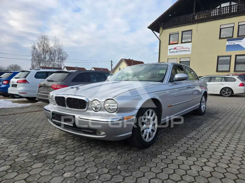 2003 Jaguar XJ