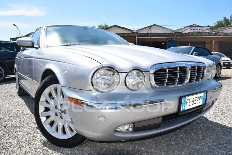 2003 Jaguar XJ