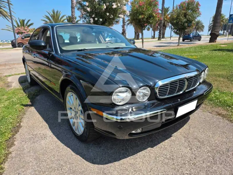 2003 Jaguar XJ