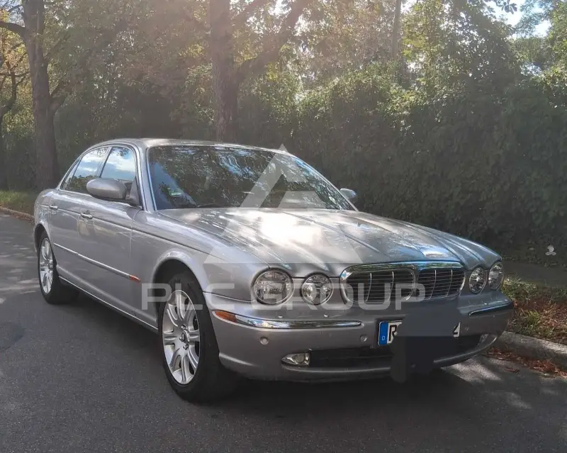 2003 Jaguar XJ