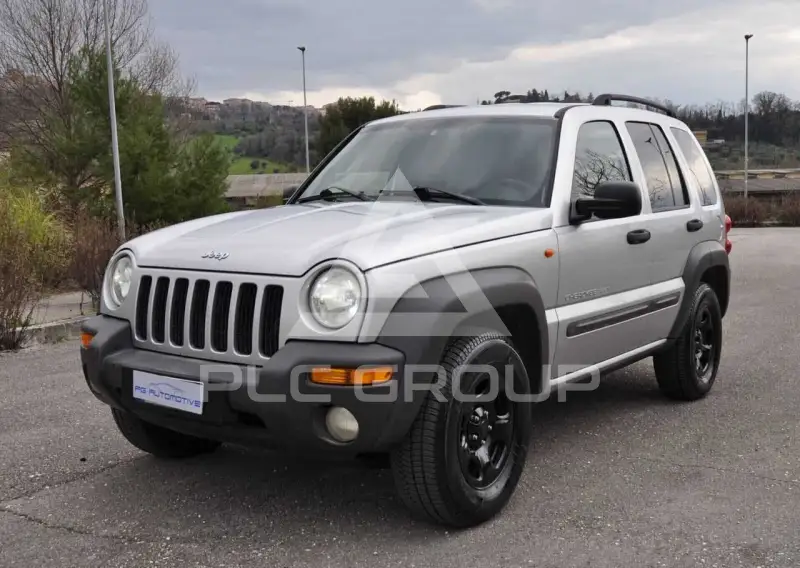 2003 Jeep CHEROKEE