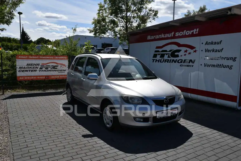 2003 Mazda 2
