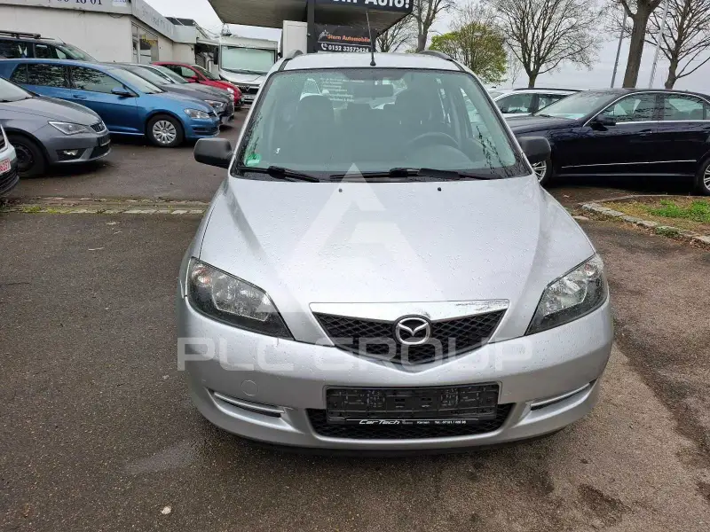 2003 Mazda 2