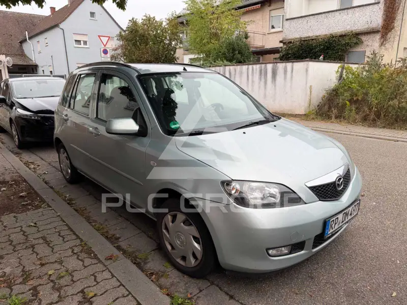 2003 Mazda 2 (Demio)