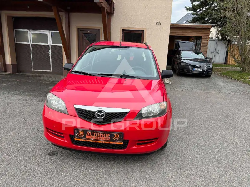 2003 Mazda 2