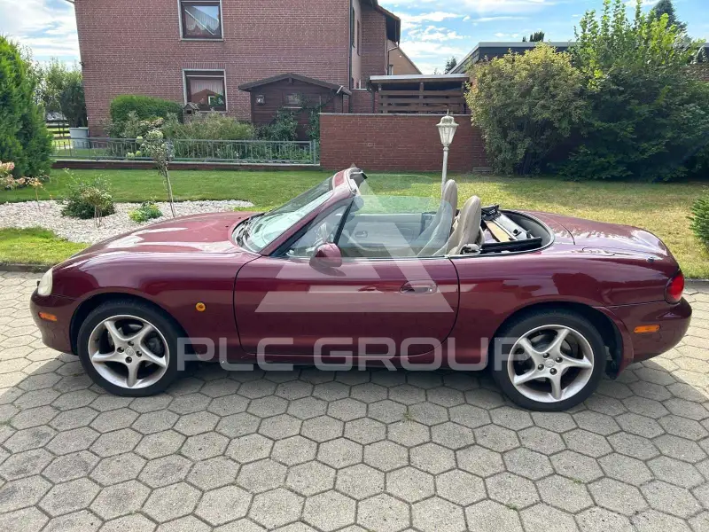2003 Mazda MX-5