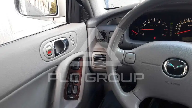 2003 Mazda Xedos