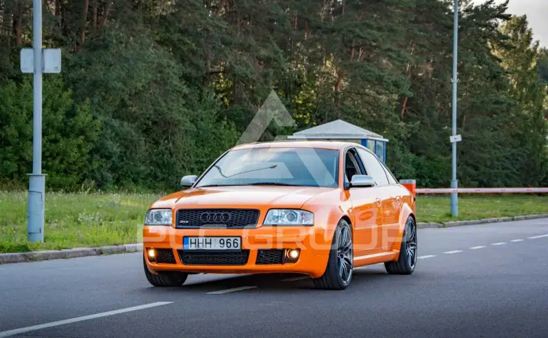 2003 Audi RS6