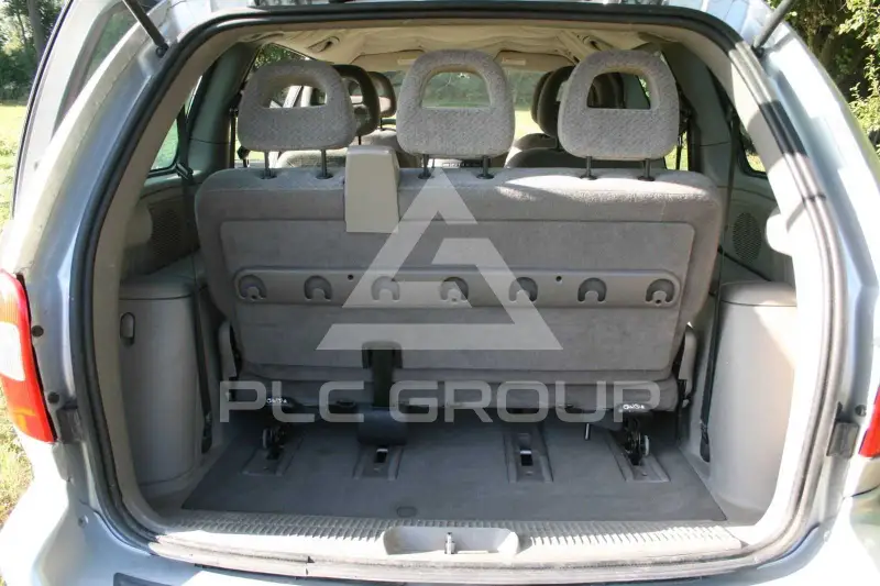 2003 Chrysler VOYAGER