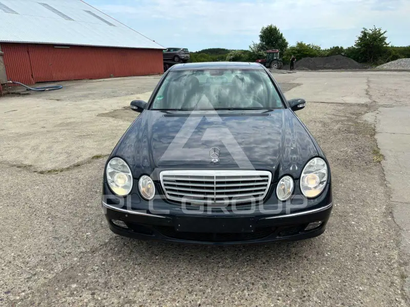 2003 Mercedes Benz E 320