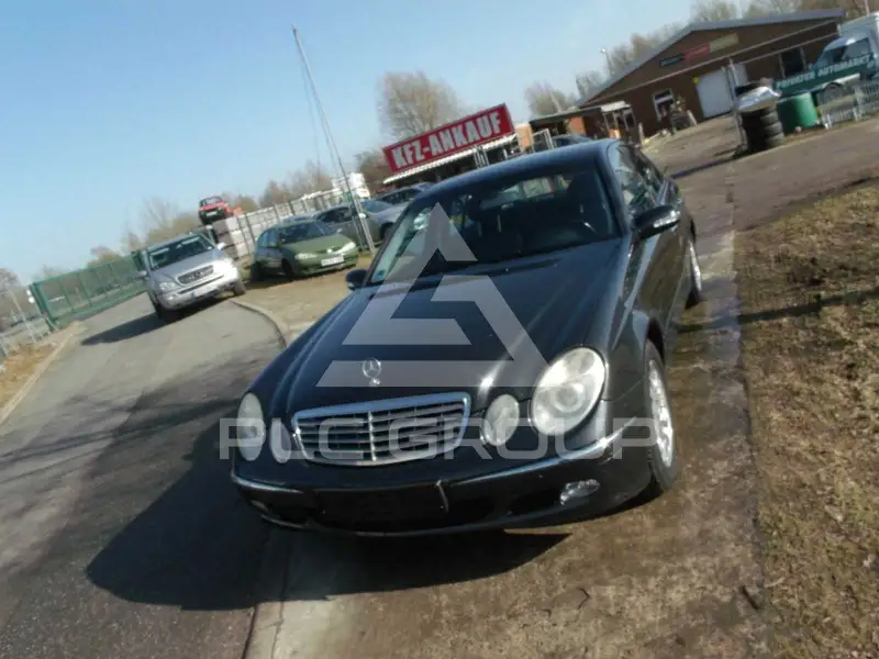 2003 Mercedes Benz E 320