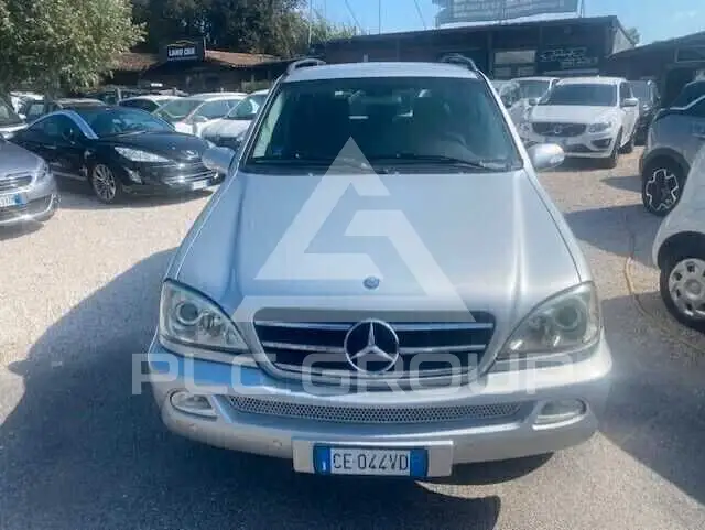 2003 Mercedes Benz ML 400