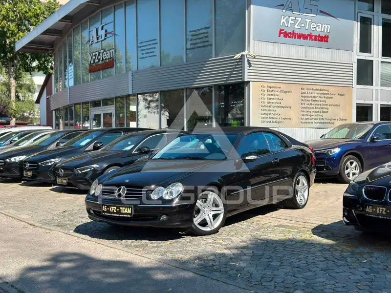 2003 Mercedes Benz CLK 200