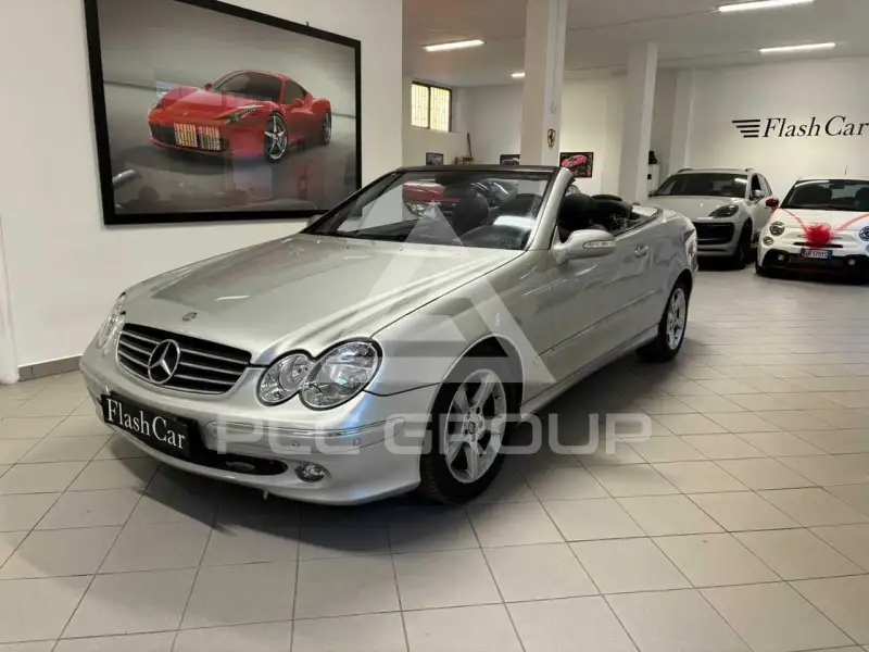 2003 Mercedes Benz CLK 200
