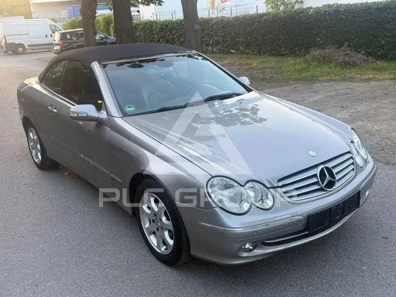 2003 Mercedes Benz CLK 200