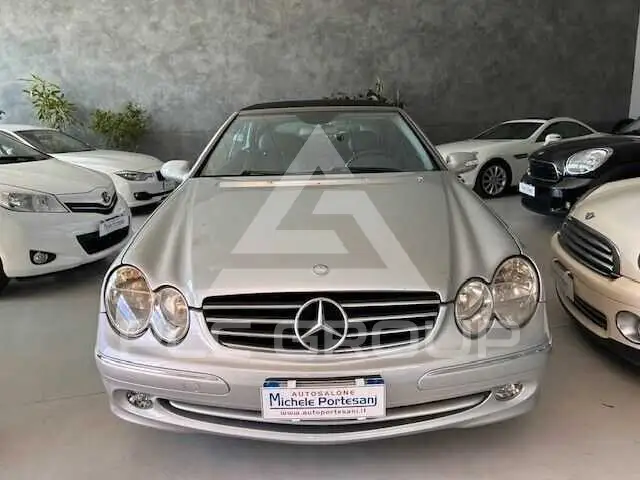 2003 Mercedes Benz CLK 200
