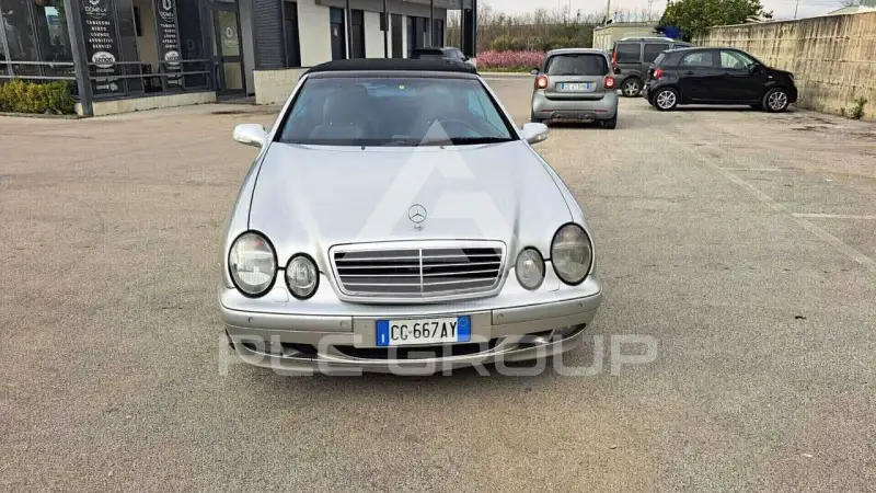 2003 Mercedes Benz CLK 200