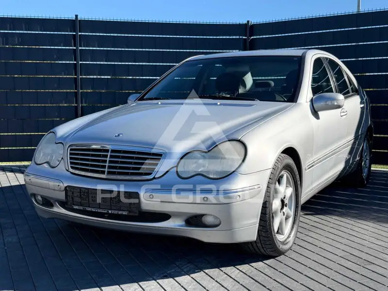 2003 Mercedes Benz C 240