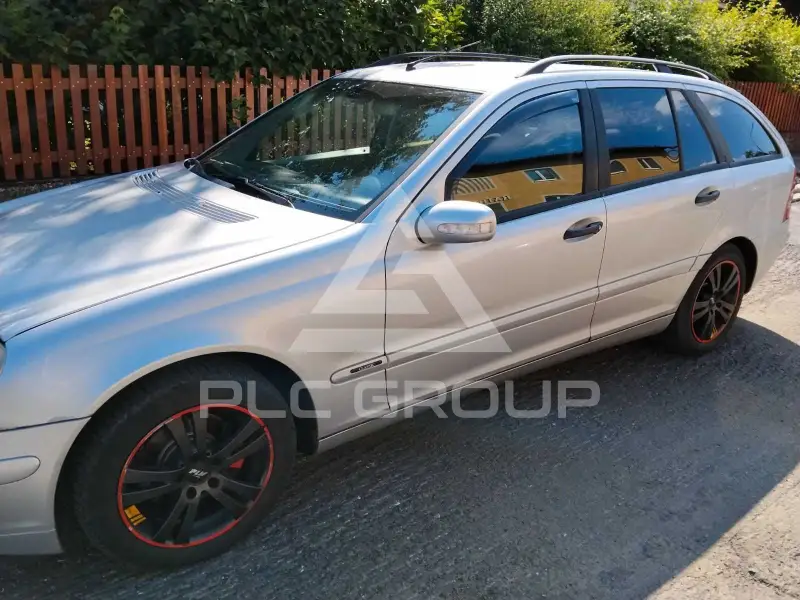2003 Mercedes Benz 220
