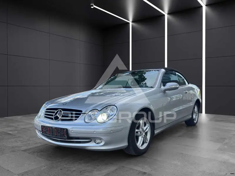 2003 Mercedes Benz CLK 320