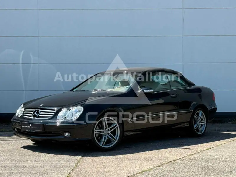 2003 Mercedes Benz CLK 320