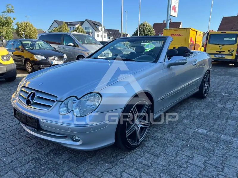 2003 Mercedes Benz CLK 320