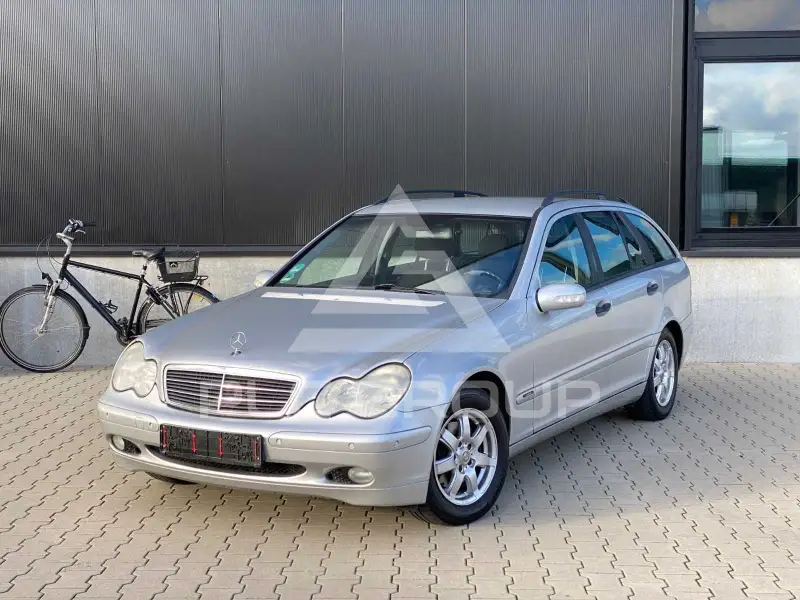 2003 Mercedes Benz C 220