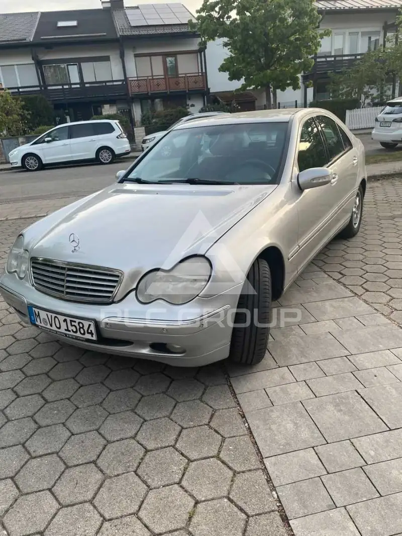 2003 Mercedes Benz C 220