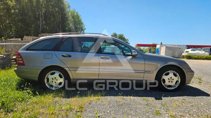2003 Mercedes Benz C 220