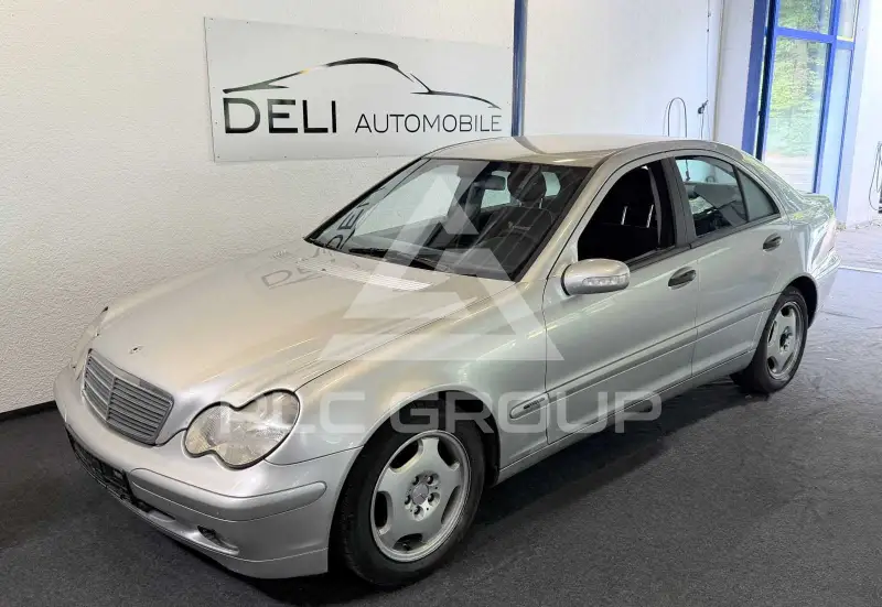 2003 Mercedes Benz C 220