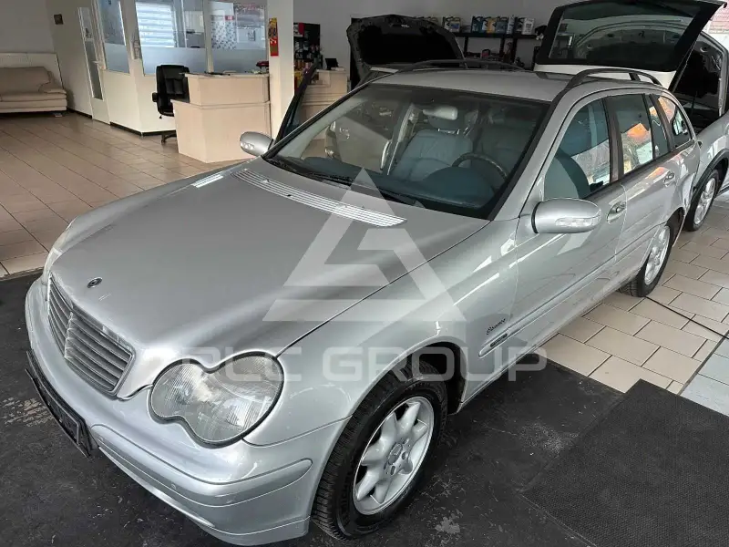 2003 Mercedes Benz C 220