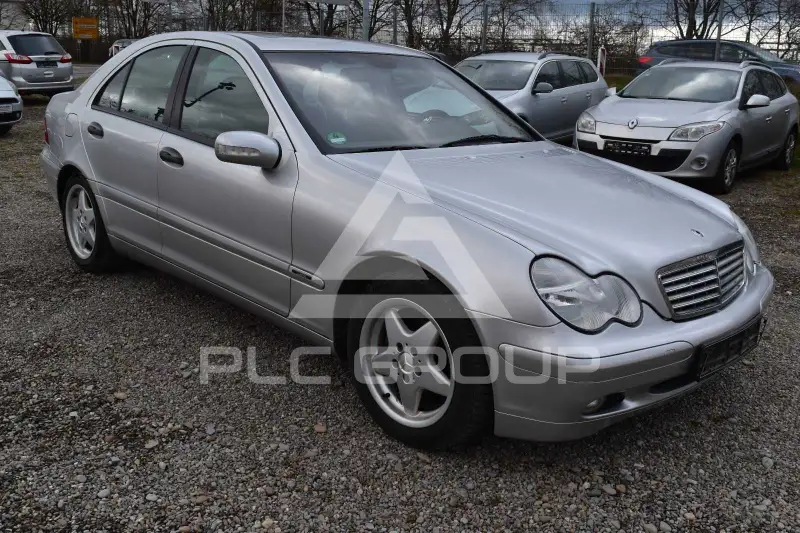 2003 Mercedes Benz C 220