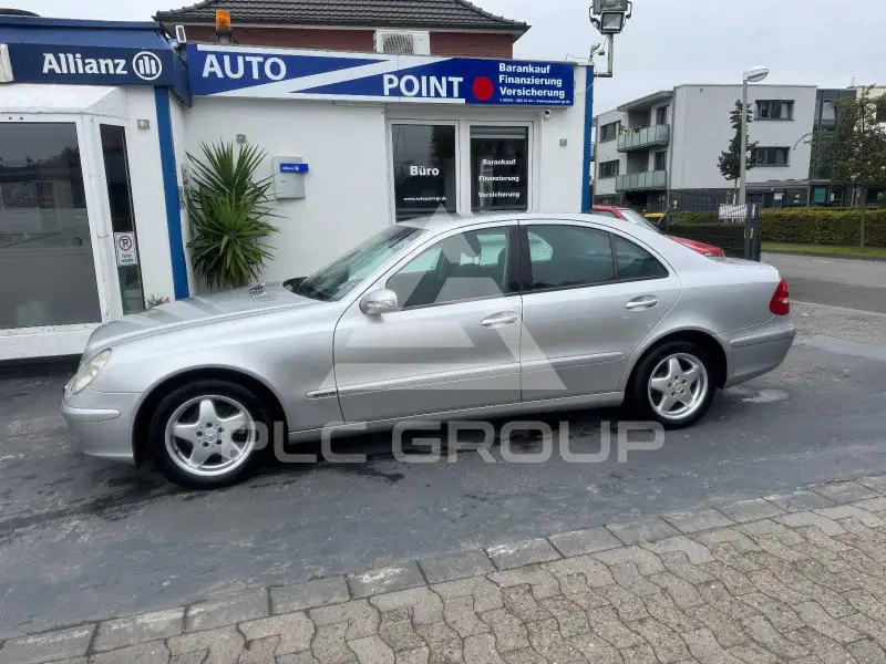 2003 Mercedes Benz E 200