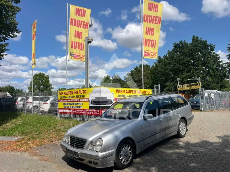 2003 Mercedes Benz E 200