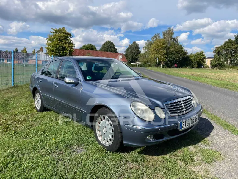 2003 Mercedes Benz E 200